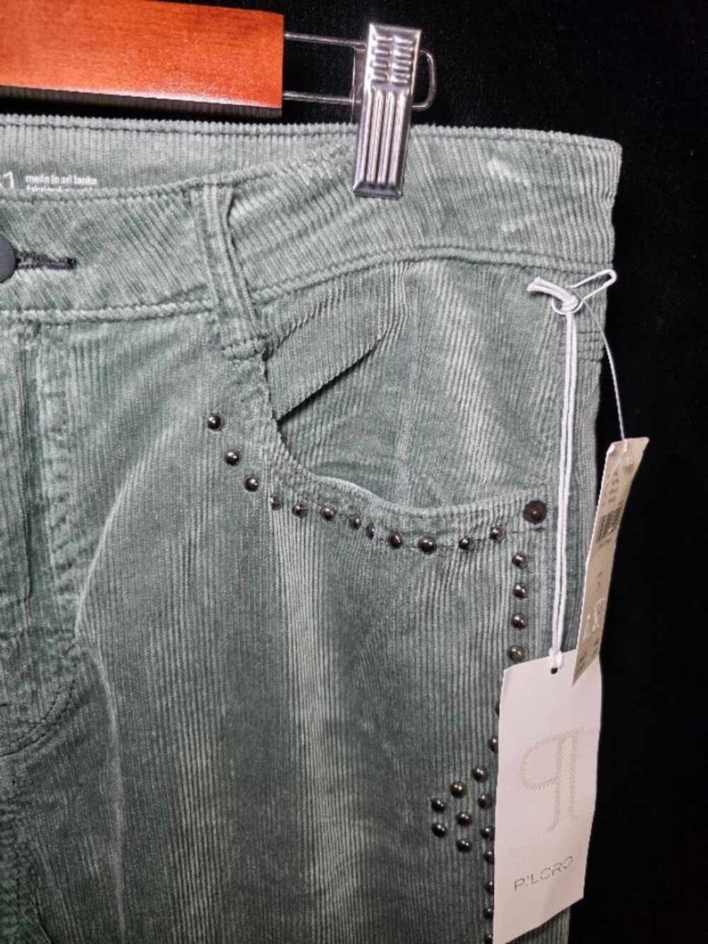 NWT Pilcro Essential Flare Mid-Rise Studded Corduroy Jeans in Moss 31 - Picture 5 of 10
